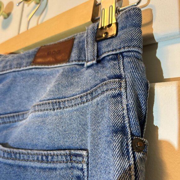 BDG Girlfriend Jeans - Picture 5 of 8